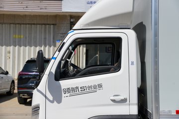 ʱ���캽S1 ��ҵ�� 1.6L���� 122���� ����5�� 3.8�׵�����ʽ΢��ͼƬ