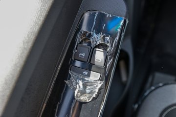 ʱ���캽S1 ��ҵ�� 1.6L���� 122���� ����5�� 3.8�׵�����ʽ΢��ͼƬ