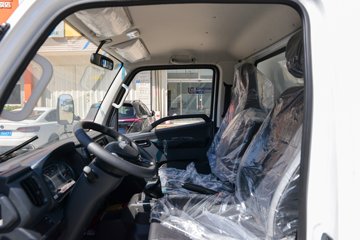 ʱ���캽S1 ��ҵ�� 1.6L���� 122���� ����5�� 3.8�׵�����ʽ΢��ͼƬ