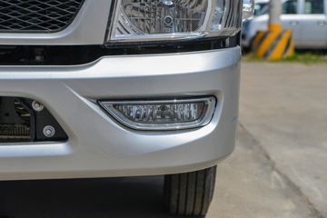 ʱ���캽M5 2.5L���� 150���� ������5�� ��ɲ 3.83���Ű������ῨͼƬ