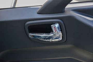 ʱ���캽M5 2.5L���� 150���� ������5�� ��ɲ 3.83���Ű������ῨͼƬ