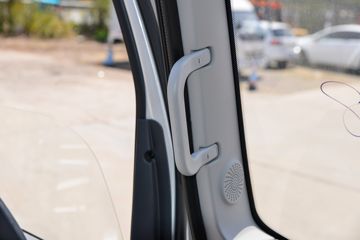 ʱ���캽M5 2.5L���� 150���� ������5�� ��ɲ 3.83���Ű������ῨͼƬ