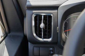 ʱ���캽M5 2.5L���� 150���� ������5�� ��ɲ 3.83���Ű������ῨͼƬ