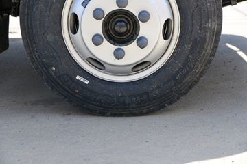 ʱ���캽M5 2.5L���� 150���� ������5�� ��ɲ 3.83���Ű������ῨͼƬ