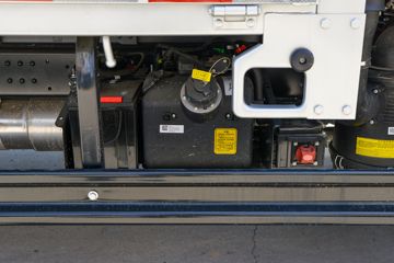 ʱ���캽M5 2.5L���� 150���� ������5�� ��ɲ 3.83���Ű������ῨͼƬ