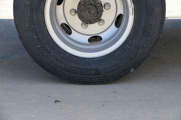 ʱ���캽M5 2.5L���� 150���� ������5�� ��ɲ 3.83���Ű������ῨͼƬ