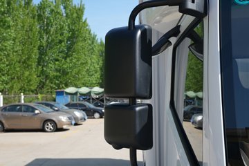 Զ������H8E 2025���ǻ۰� ��ɲ 4.15�׵��Ŵ��綯��ʽ�Ῠ ����133kWhͼƬ