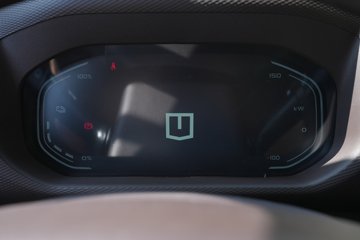 Զ������H8E 2025���ǻ۰� ��ɲ 4.15�׵��Ŵ��綯��ʽ�Ῠ ����133kWhͼƬ
