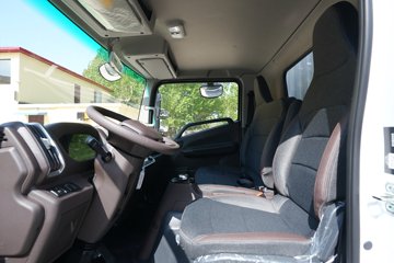 Զ������H8E 2025���ǻ۰� ��ɲ 4.15�׵��Ŵ��綯��ʽ�Ῠ ����133kWhͼƬ