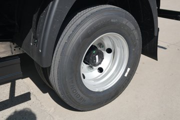 Զ������H8E 2025���ǻ۰� ��ɲ 4.15�׵��Ŵ��綯��ʽ�Ῠ ����133kWhͼƬ
