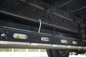 Զ������H8E 2025���ǻ۰� ��ɲ 4.15�׵��Ŵ��綯��ʽ�Ῠ ����133kWhͼƬ