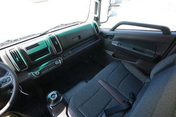 Զ������H8E 2025���ǻ۰� ��ɲ 4.15�׵��Ŵ��綯��ʽ�Ῠ ����133kWhͼƬ