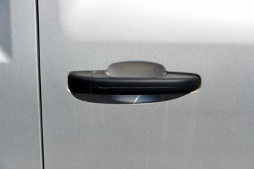 ��������Q����ʽ 1.6L���� 120���� ����5�� 2.5��˫����������ʽ΢��ͼƬ