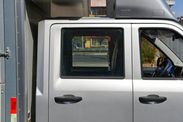 ��������Q����ʽ 1.6L���� 120���� ����5�� 2.5��˫����������ʽ΢��ͼƬ