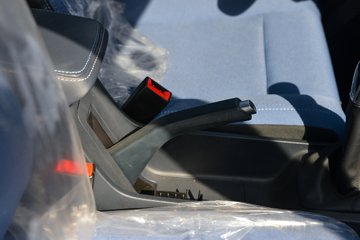 ��������Q����ʽ 1.6L���� 120���� ����5�� 2.5��˫����������ʽ΢��ͼƬ