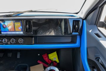 ��������Q����ʽ 1.6L���� 120���� ����5�� 2.5��˫����������ʽ΢��ͼƬ