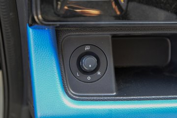 ��������Q����ʽ 1.6L���� 120���� ����5�� 2.5��˫����������ʽ΢��ͼƬ