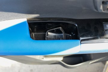 ��������Q����ʽ 1.6L���� 120���� ����5�� 2.5��˫����������ʽ΢��ͼƬ