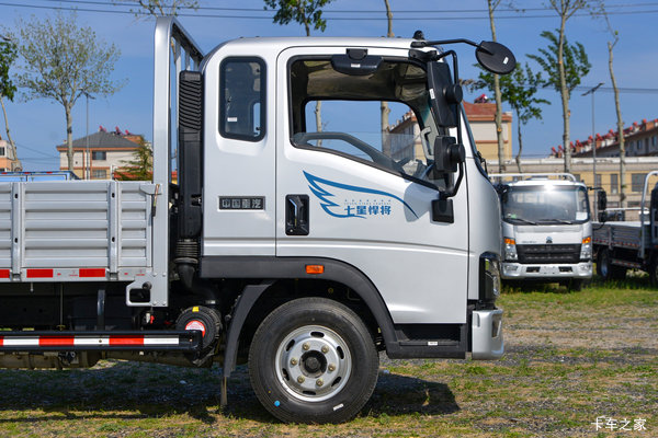 限时特惠，立降3.88万！鞍山市悍将载货车系列疯狂促销中