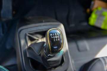 ����HOWO����H3 2025�� 2.3L���� 148���� ��ʿ��6�� 3.85���Ű������ῨͼƬ