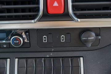 ����HOWO����H3 2025�� 2.3L���� 148���� ��ʿ��6�� 3.85���Ű������ῨͼƬ