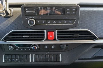 ����HOWO����H3 2025�� 2.3L���� 148���� ��ʿ��6�� 3.85���Ű������ῨͼƬ