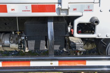 ����HOWO����H3 2025�� 2.3L���� 148���� ��ʿ��6�� 3.85���Ű������ῨͼƬ