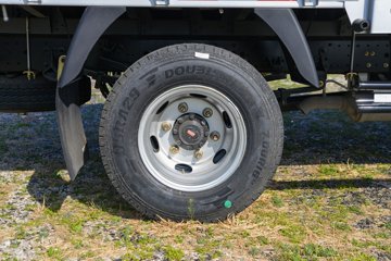 ����HOWO����H3 2025�� 2.3L���� 148���� ��ʿ��6�� 3.85���Ű������ῨͼƬ