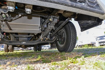 ����HOWO����H3 2025�� 2.3L���� 148���� ��ʿ��6�� 3.85���Ű������ῨͼƬ