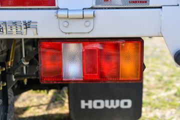 ����HOWO����H3 2025�� 2.3L���� 148���� ��ʿ��6�� 3.85���Ű������ῨͼƬ