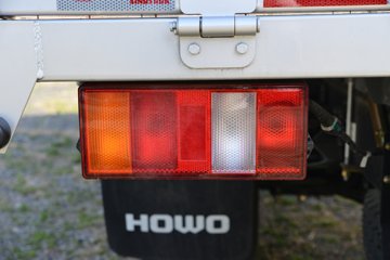 ����HOWO����H3 2025�� 2.3L���� 148���� ��ʿ��6�� 3.85���Ű������ῨͼƬ