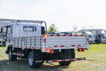 ����HOWO����H3 2025�� 2.3L���� 148���� ��ʿ��6�� 3.85���Ű������ῨͼƬ