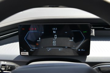 ��������U7 2025�� ������ 6�����綯��� ���׿�50.23kWhͼƬ