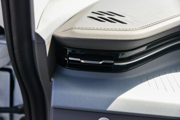 ��������U7 2025�� ������ 6�����綯��� ���׿�50.23kWhͼƬ