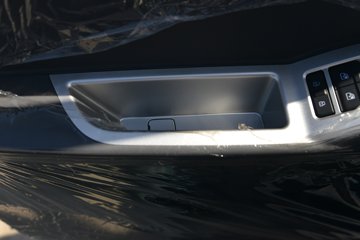 ��������U7 2025�� ������ 6�����綯��� ���׿�50.23kWhͼƬ