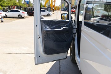��������U7 2025�� ������ 6�����綯��� ���׿�50.23kWhͼƬ