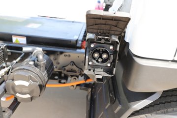 ��ͨ�ῨT6 4X2 4.08�׵��Ŵ��綯��س� ����128kWhͼƬ