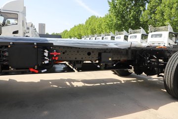 ��ͨ�ῨT6 4X2 4.08�׵��Ŵ��綯��س� ����128kWhͼƬ