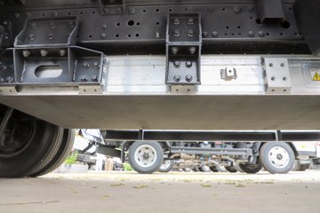 ������� ����EM 4.5T 4.17�׵��Ŵ��綯��դʽ�Ῠ77.28kWhͼƬ
