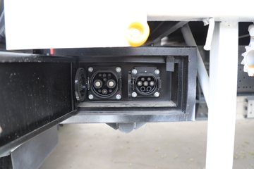 ������� ����EM 4.5T 4.17�׵��Ŵ��綯��դʽ�Ῠ77.28kWhͼƬ