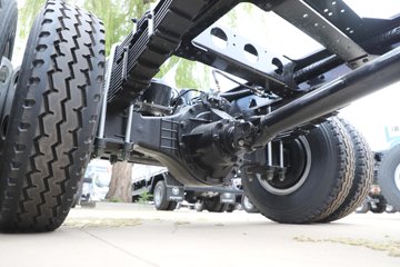 ��������TS5 2.5L���� 185���� ��ʿ��8�� 4.14�׵�����ʽ�ῨͼƬ