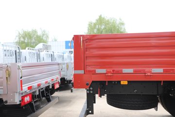��������ʥ��ES5 Pro 4.3L���� 200���� 4X2 ��ʿ��10�� 5.8�������ػ���ͼƬ