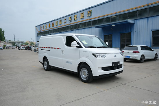��� EC75 ���г���泬Խ�͢� 2�� ���綯��ջ��� �۷�50.1kWh