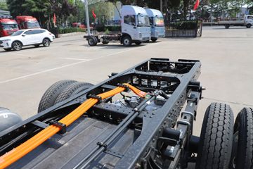 �칤�Ῠ ���� �߶� ��ɲ 4.4�׵��Ŵ��綯��ʽ�Ῠ ����ʱ��165.15kWhͼƬ