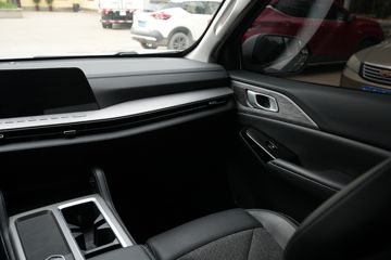��������K50 2025�� �콢�� ���� ���� ���ʽ���̻�϶���Ƥ�� �����߿�31.18kWhͼƬ