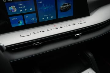 ��������K50 2025�� �콢�� ���� ���� ���ʽ���̻�϶���Ƥ�� �����߿�31.18kWhͼƬ