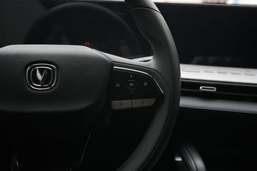 ��������K50 2025�� �콢�� ���� ���� ���ʽ���̻�϶���Ƥ�� �����߿�31.18kWhͼƬ