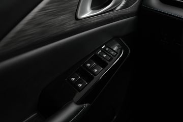 ��������K50 2025�� �콢�� ���� ���� ���ʽ���̻�϶���Ƥ�� �����߿�31.18kWhͼƬ
