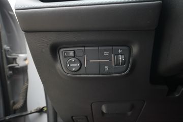��������K50 2025�� �콢�� ���� ���� ���ʽ���̻�϶���Ƥ�� �����߿�31.18kWhͼƬ