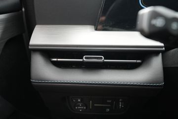 ��������K50 2025�� �콢�� ���� ���� ���ʽ���̻�϶���Ƥ�� �����߿�31.18kWhͼƬ